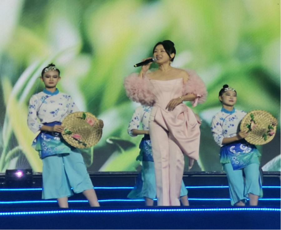 “如七而遇 相思烏?！边@場(chǎng)七夕主題音樂(lè)會(huì)甜出圈584.png