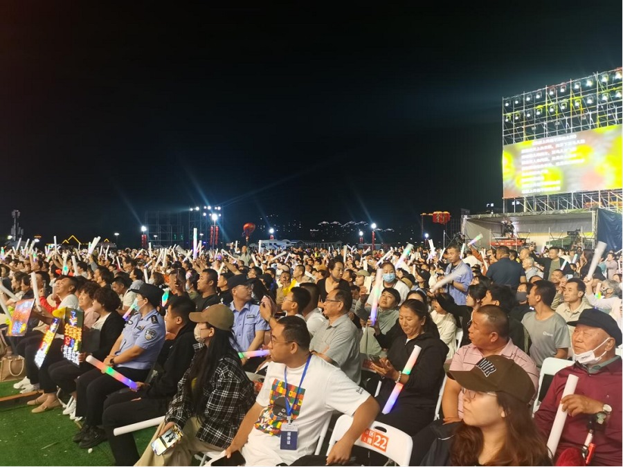 “如七而遇 相思烏?！边@場(chǎng)七夕主題音樂(lè)會(huì)甜出圈665.png