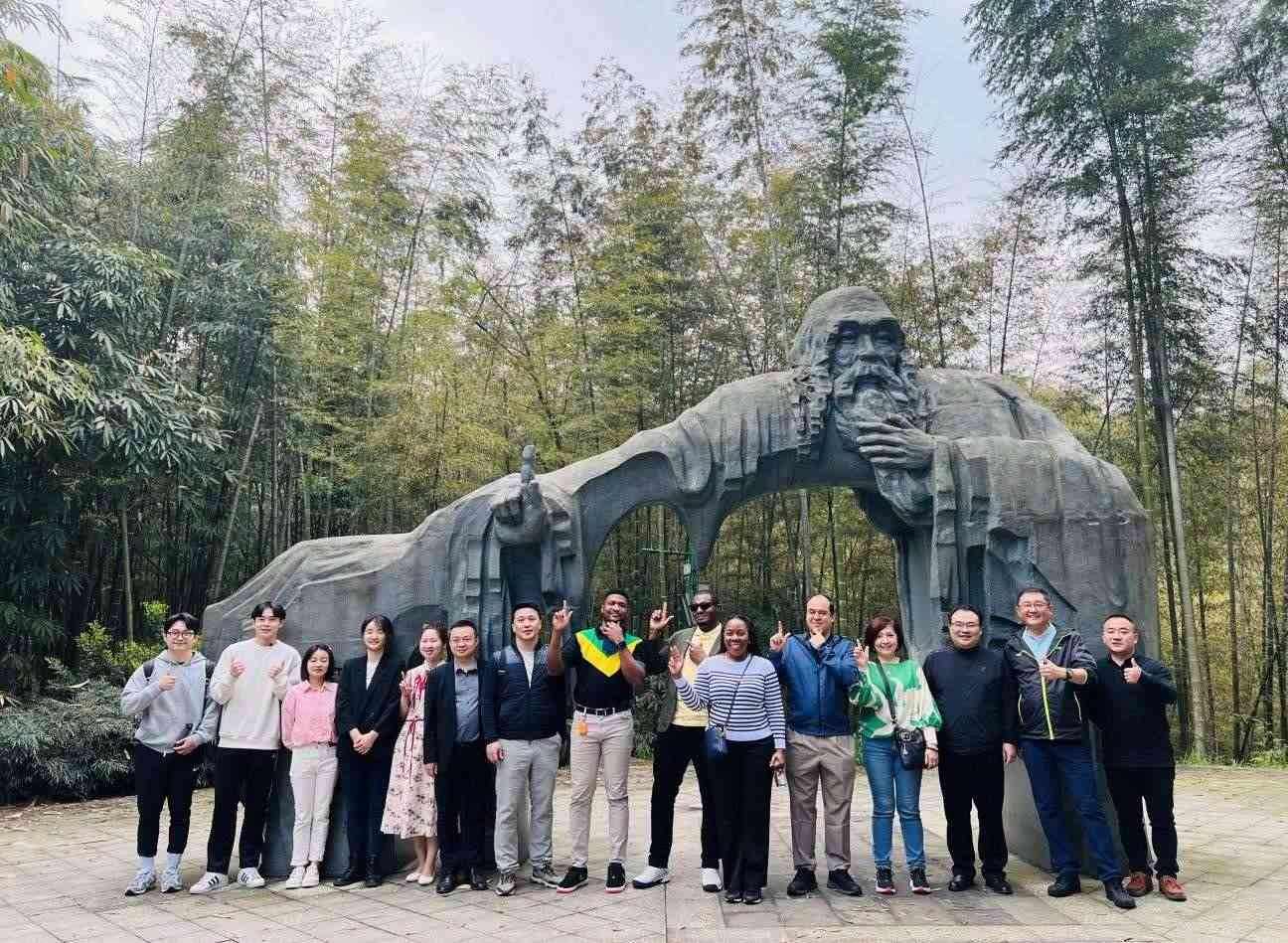 Guizhou Echo | 這一波，貴州又圈“國際粉”了