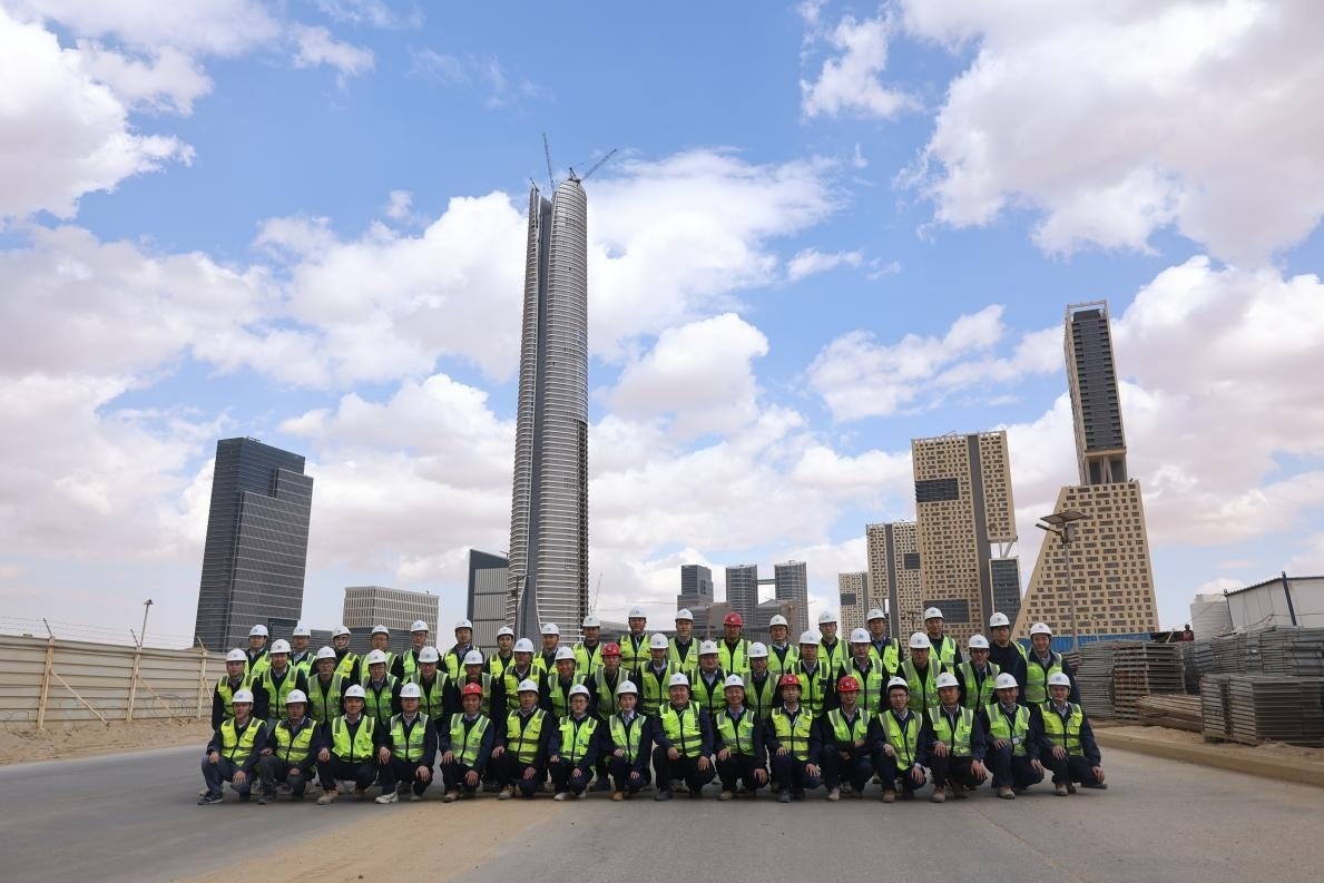 埃及新首都CBD標(biāo)志塔項(xiàng)目青年工程師團(tuán)隊(duì)。 受訪者供圖