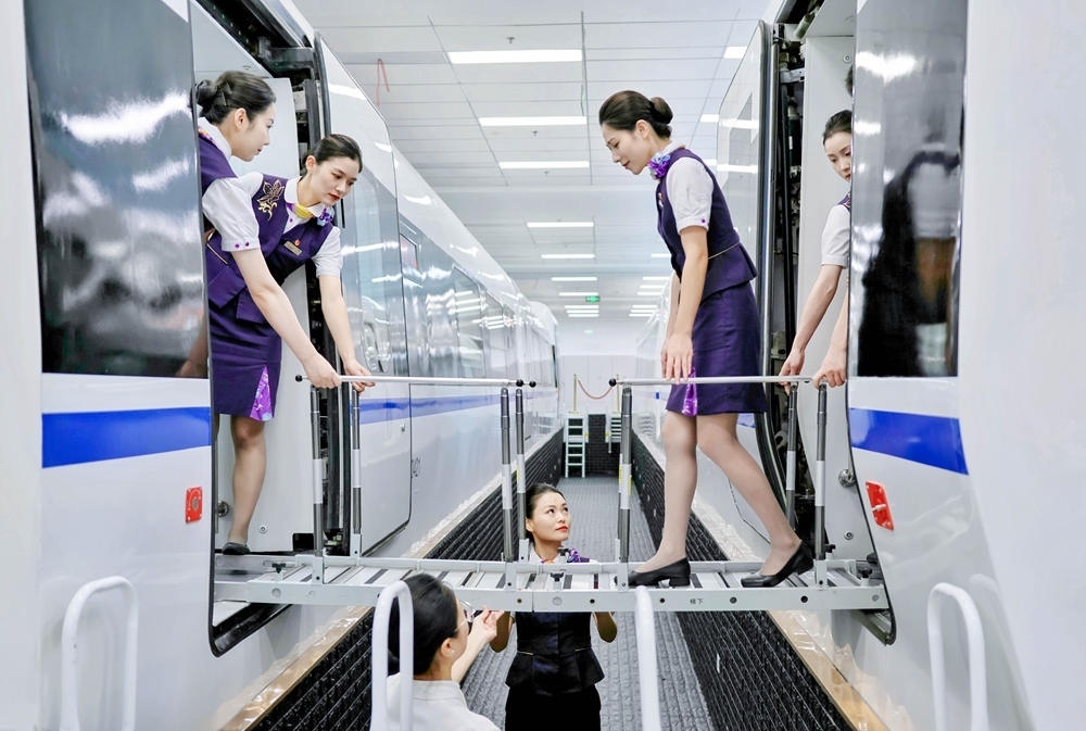 應(yīng)急處置培訓(xùn)。