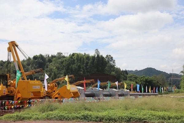 川氣東送二線天然氣管道工程施工現(xiàn)場。受訪者供圖