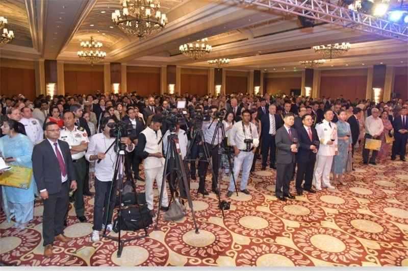 印度各界人士，各國(guó)駐印使節(jié)及外交官，中資企業(yè)、留學(xué)生和華僑華人等700余人出席招待會(huì)活動(dòng)現(xiàn)場(chǎng)。中國(guó)駐印度大使館供圖
