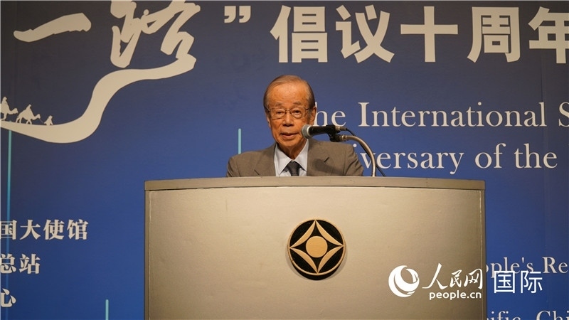日本前首相福田康夫致辭。人民網(wǎng) 蔣曉辰攝