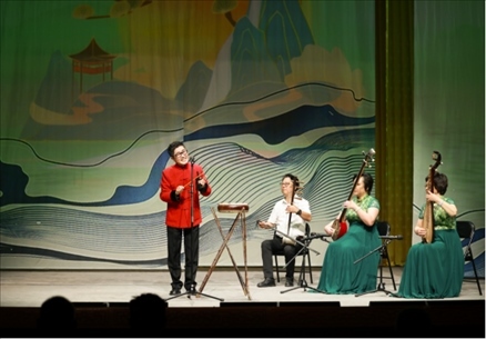 演出現(xiàn)場(chǎng)。中國(guó)煤礦文工團(tuán)供圖