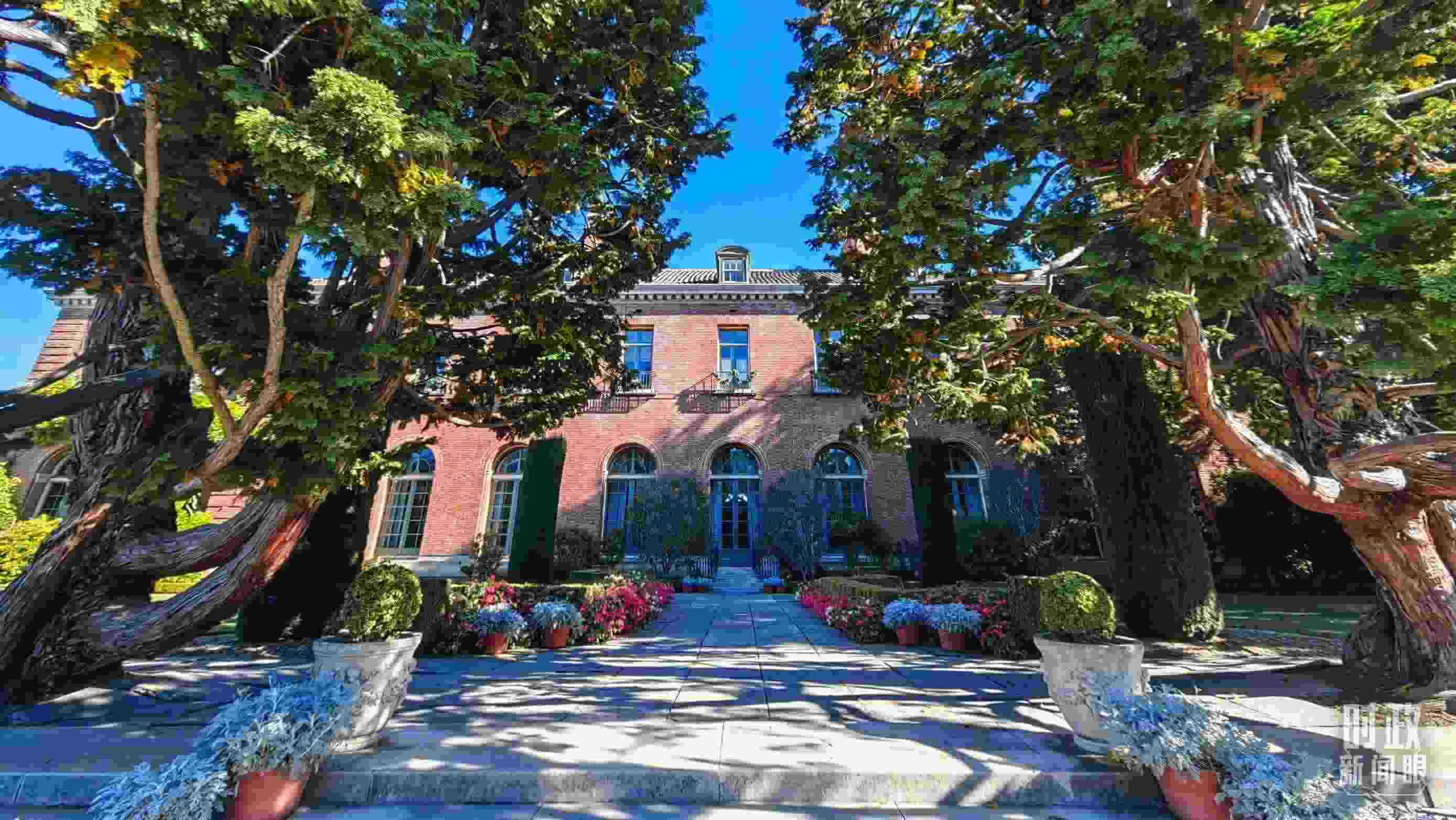 中美元首會晤在斐洛里莊園舉行。（總臺央視記者張曉鵬拍攝）