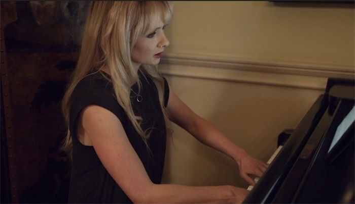 斯黛夫·康納演奏。潘耿攝