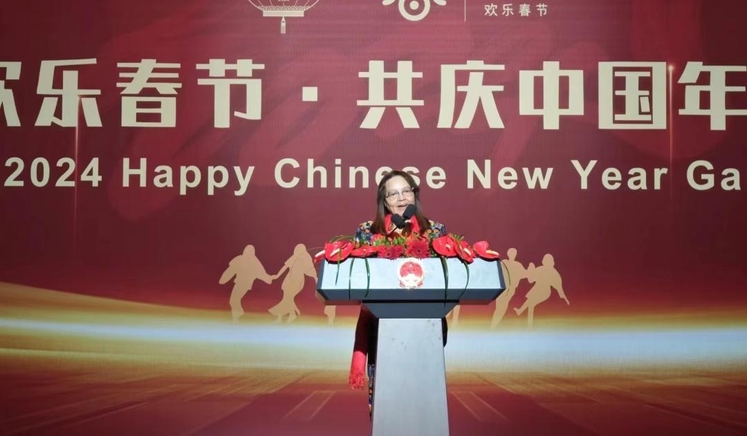 南非旅游部長(zhǎng)德利萊女士致辭。中國(guó)駐南非大使館供圖