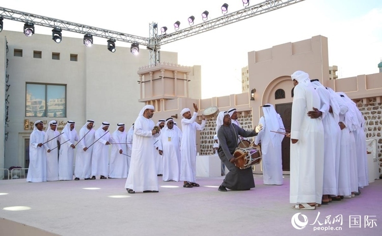 阿拉伯歌舞表演。人民網(wǎng) 塔里克·易卜拉欣攝