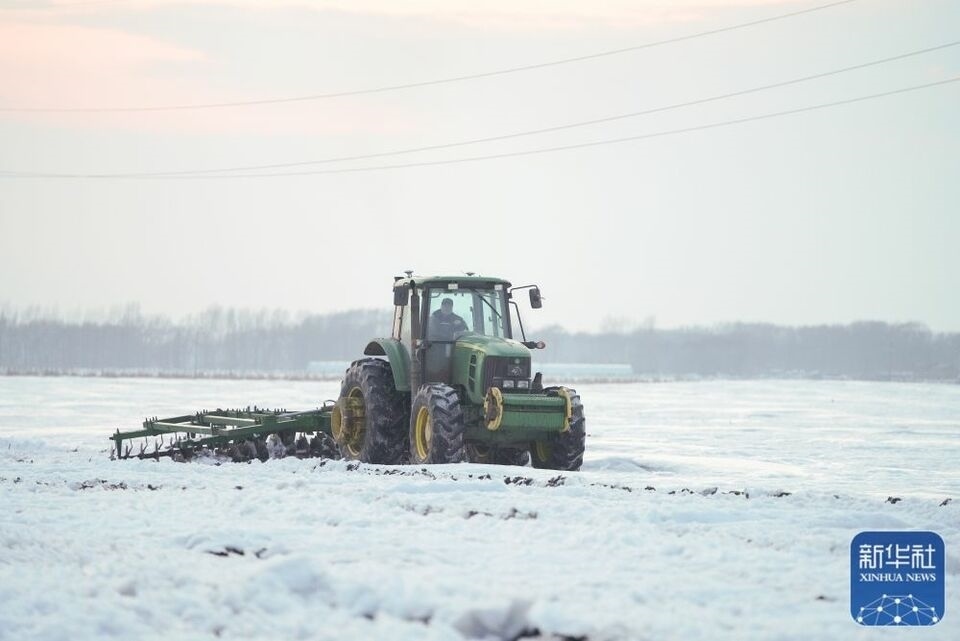 新華全媒+|“大糧倉”黑龍江春耕備耕火熱進(jìn)行