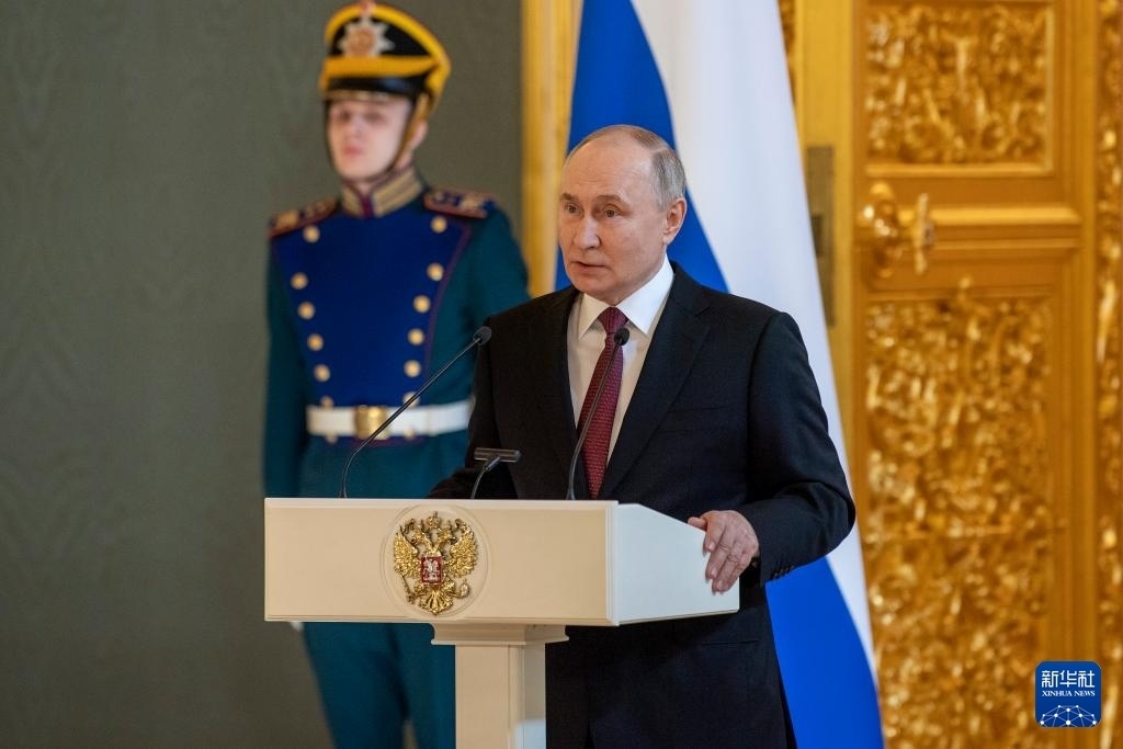 3月20日，俄羅斯總統(tǒng)普京在莫斯科克里姆林宮與其競(jìng)選團(tuán)隊(duì)代表舉行見面會(huì)。新華社記者 曹陽 攝