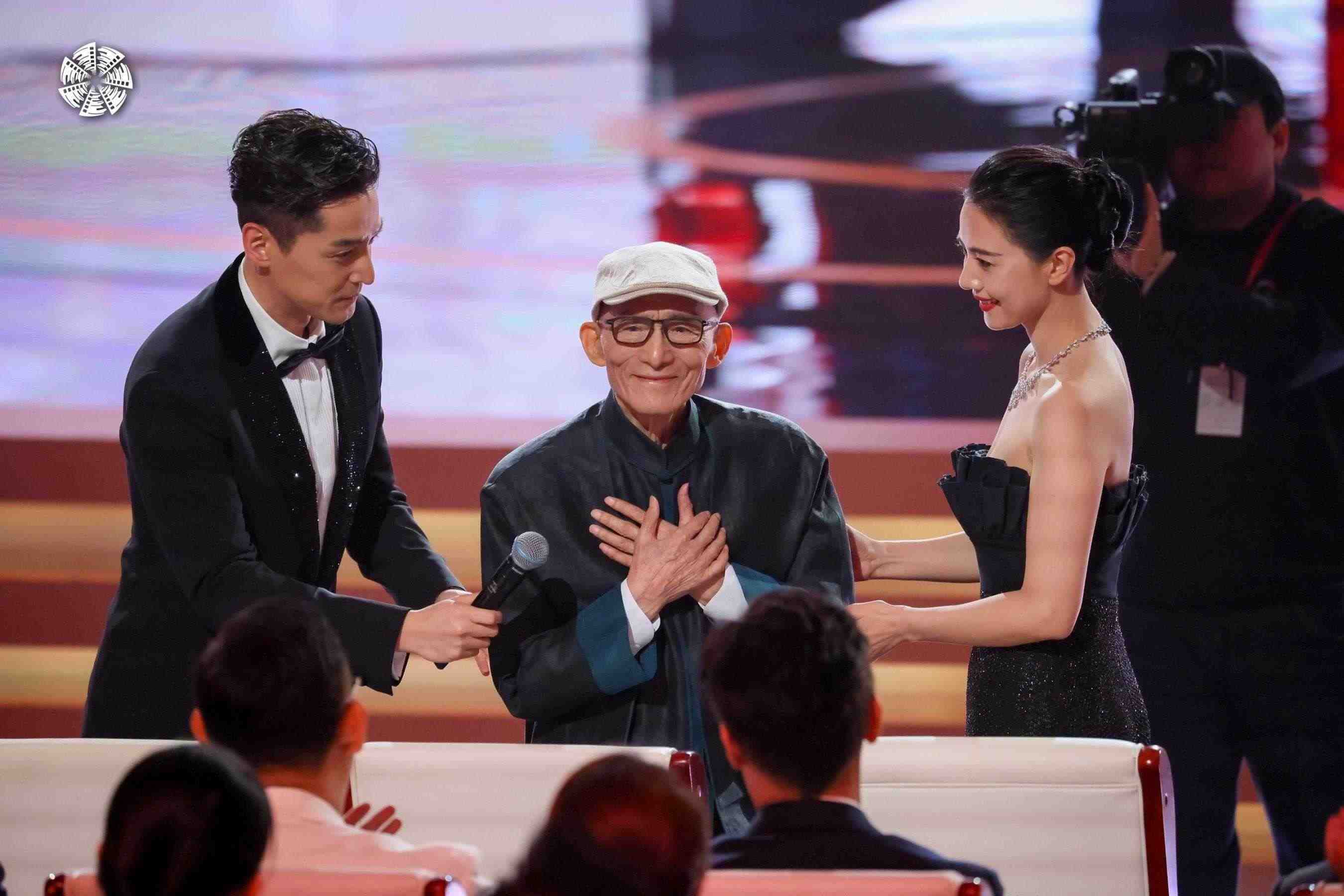 從左到右依次為演員胡歌，演員游本昌，演員高圓圓。主辦方供圖