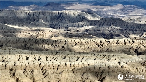 西藏阿里地區(qū)札達(dá)土林國(guó)家地質(zhì)公園。人民網(wǎng)記者 次仁羅布攝