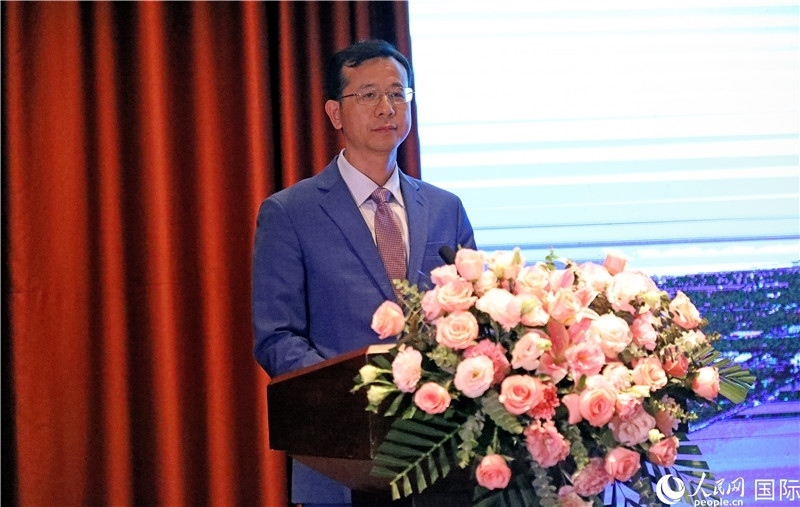 外交部外事管理司副司長(zhǎng)姚紹俊在宣介會(huì)上致辭。人民網(wǎng)記者趙益普