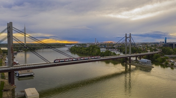 匈塞鐵路塞爾維亞境內(nèi)。中國鐵路國際有限公司供圖