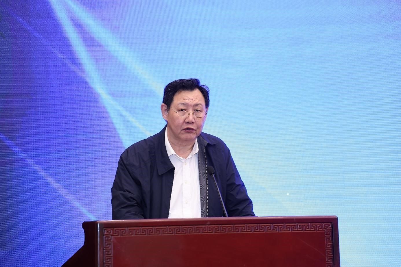 中國(guó)物流與采購(gòu)聯(lián)合會(huì)黨委副書(shū)記余平致辭。主辦方供圖