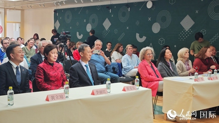 “漢語(yǔ)橋”瑞典賽區(qū)預(yù)選賽現(xiàn)場(chǎng)。人民網(wǎng)記者 殷淼攝