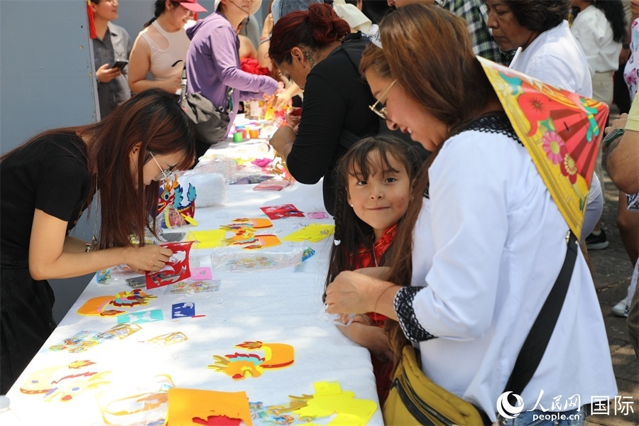 活動現(xiàn)場。人民網(wǎng) 埃內(nèi)斯托·多明戈斯攝