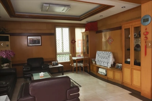 圖為魏來法家的客廳。