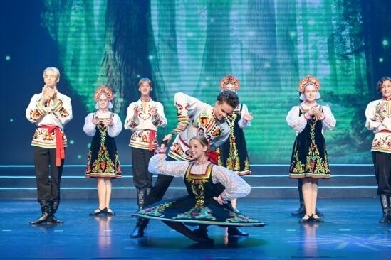 第十屆“歡動(dòng)北京”開幕，12國(guó)青少年向未來問好