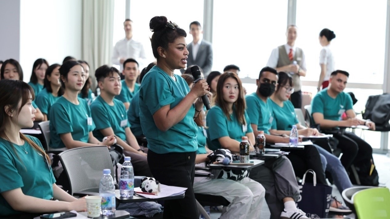 各方代表和在場嘉賓共同見證了培訓基地的正式掛牌，活動當日還展開了培訓試講環(huán)節(jié)。