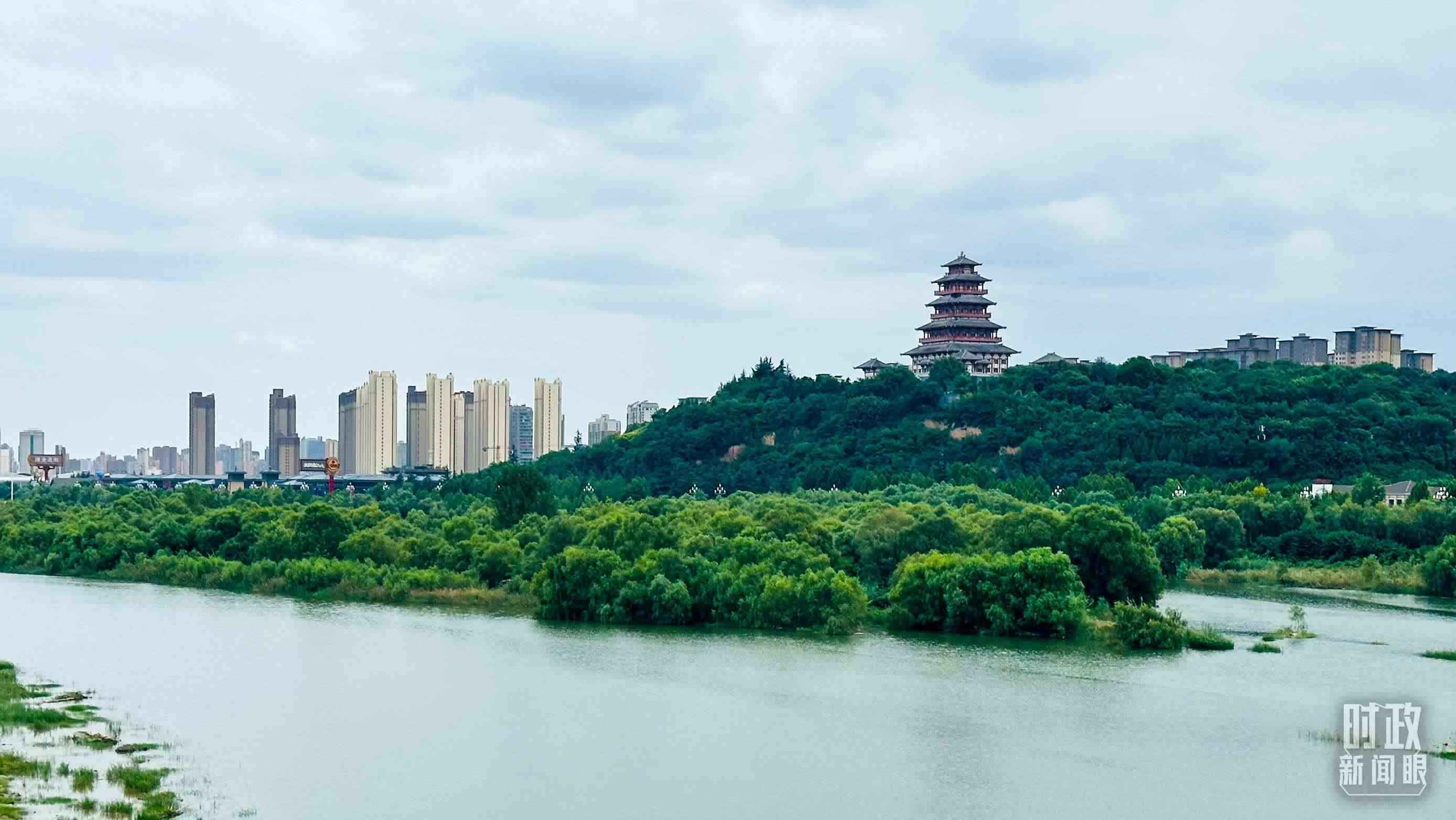 △黃河的第一大支流——渭河。（總臺(tái)央視記者范一鳴拍攝）