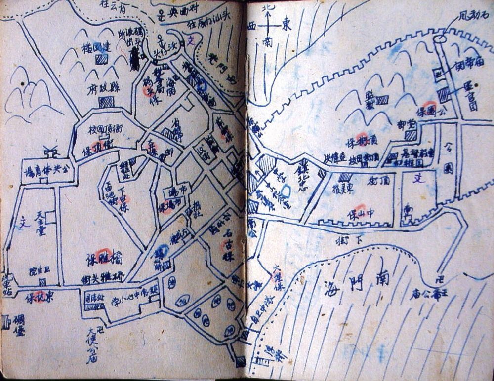 谷文昌在筆記本上繪制的東山建設(shè)規(guī)劃圖（資料照片）。