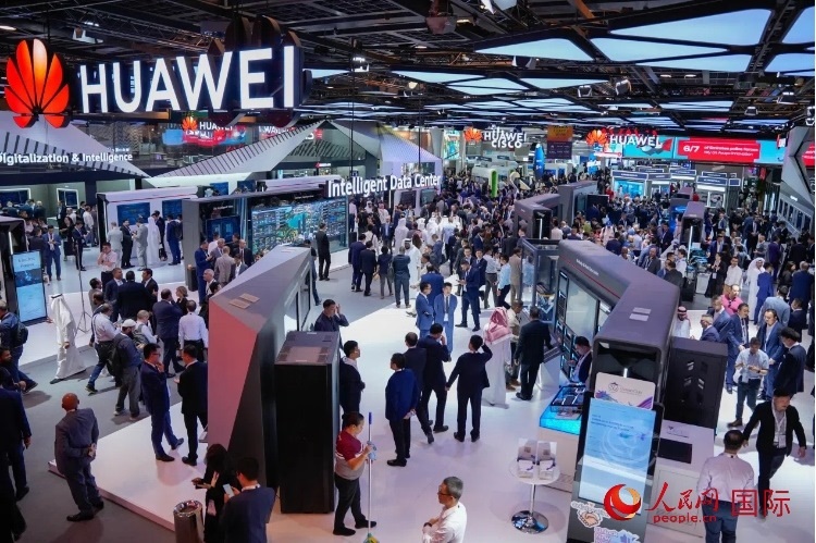 華為展臺。人民網(wǎng) 塔里克·易卜拉欣攝