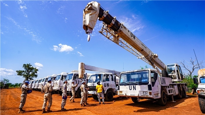 展開裝備核查。秦貴君攝