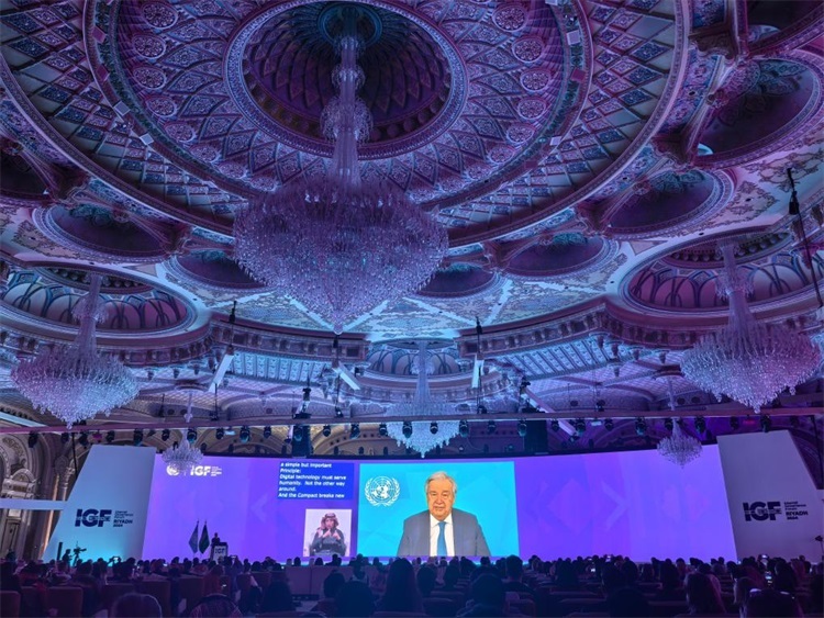 圖為第19屆聯合國互聯網治理論壇（IGF）“推動科技企業(yè)履行兒童網絡保護責任”開放論壇活動現場。中國傳媒大學供圖。