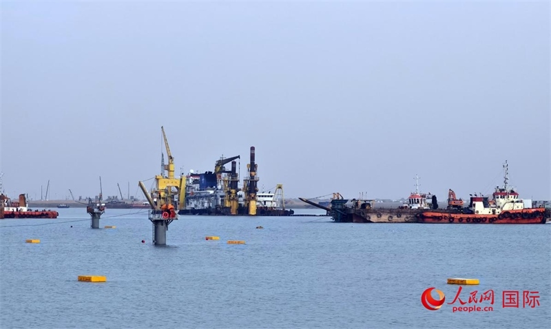 祖拜爾海底隧道施工場(chǎng)景。人民網(wǎng)記者管克江攝