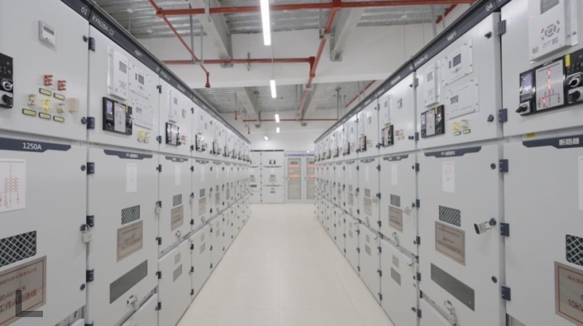 300兆瓦壓氣儲能示范工程高壓配電室。受訪者供圖