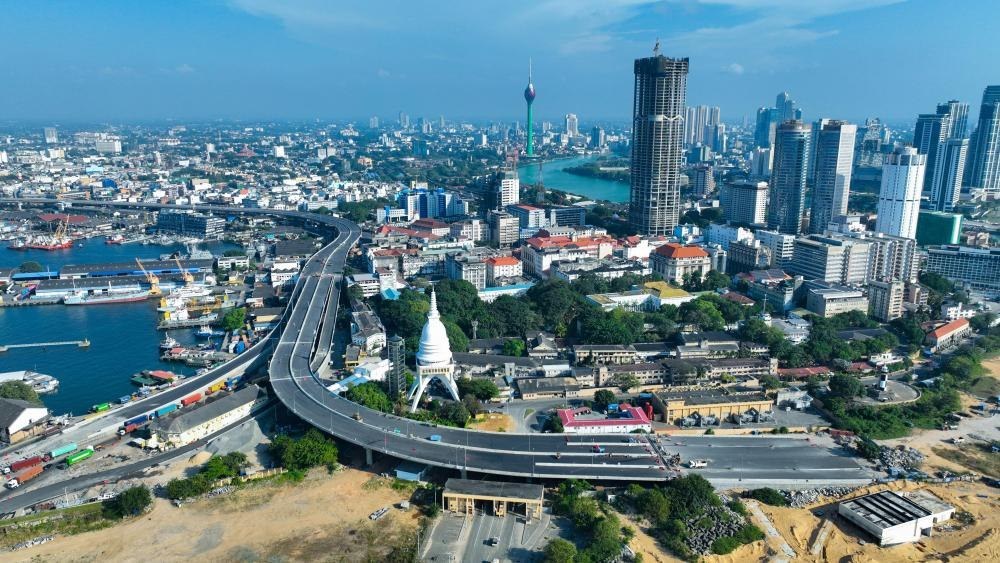 這是2025年1月13日拍攝的斯里蘭卡科倫坡風光（無人機照片）。新華社發(fā)