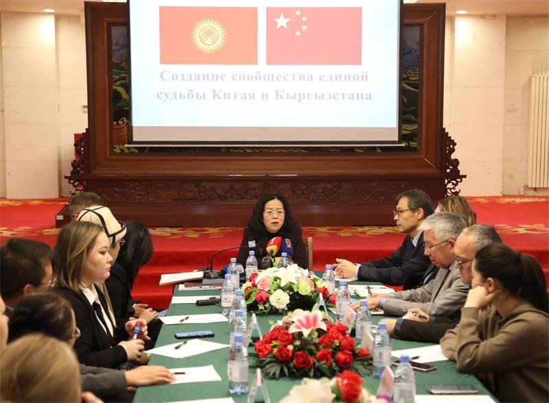 活動(dòng)現(xiàn)場(chǎng)。中國(guó)駐吉爾吉斯斯坦使館供圖