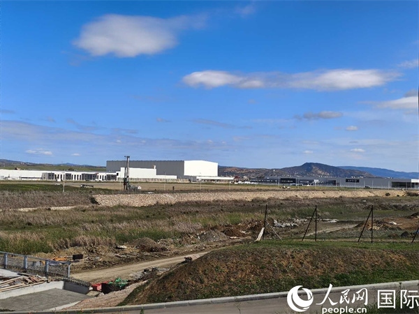 丹吉爾科技城遠眺。人民網(wǎng)記者 黃培昭攝