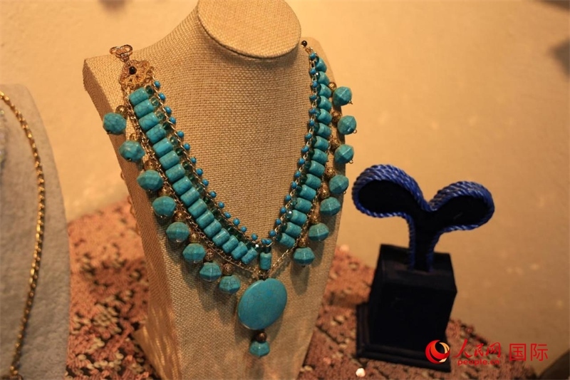 蘇美爾時(shí)期的流行項(xiàng)鏈。 人民網(wǎng)伊納斯·易卜拉欣攝