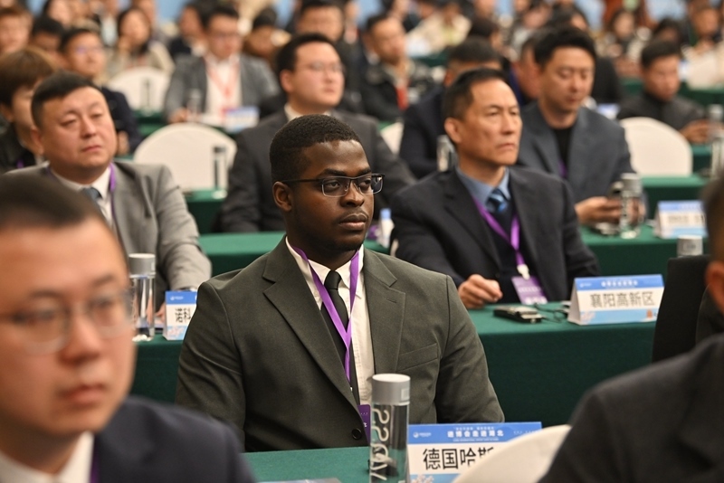 外企代表參加“進(jìn)博會走進(jìn)湖北”活動主題推介會。人民網(wǎng)記者 翁奇羽攝