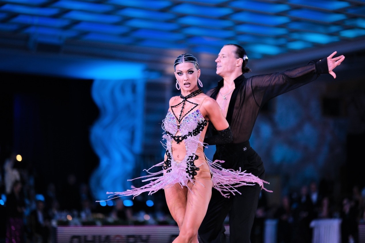 第七屆“克里姆林宮杯”國標(biāo)舞錦標(biāo)賽現(xiàn)場。于子恒攝