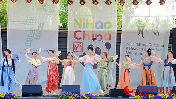 舞蹈《寄明月》。人民網(wǎng)記者 殷淼