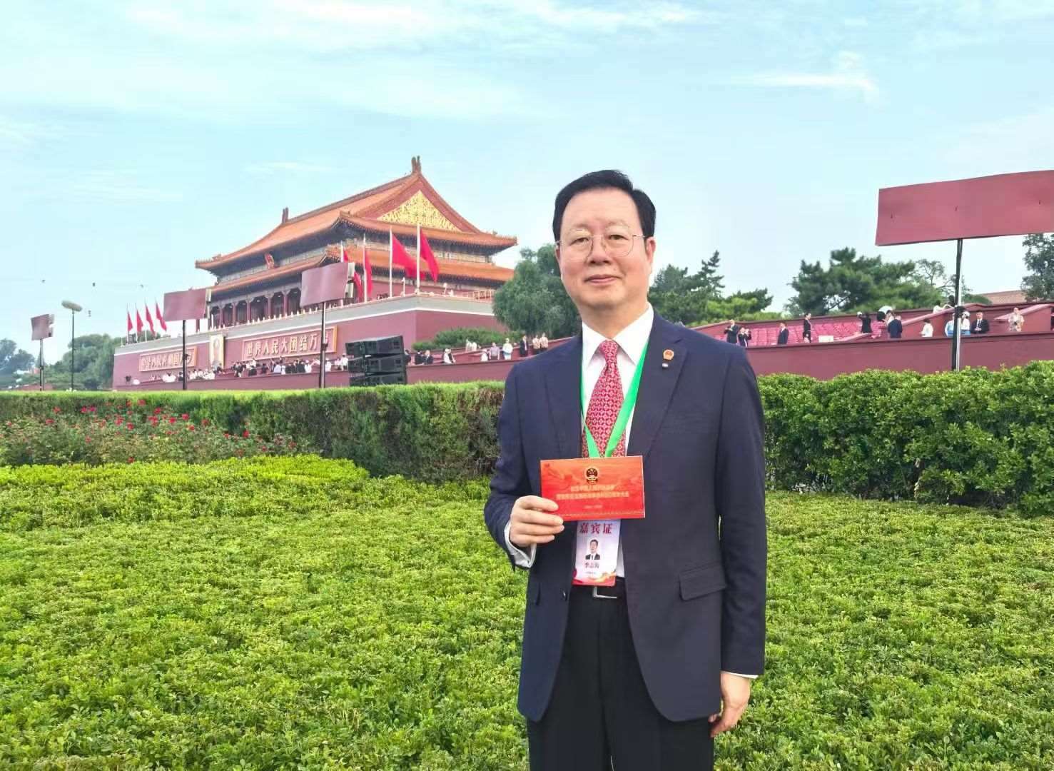 觀禮席上的嘉賓談“閱兵現(xiàn)場感”：不忘歷史，干好實事